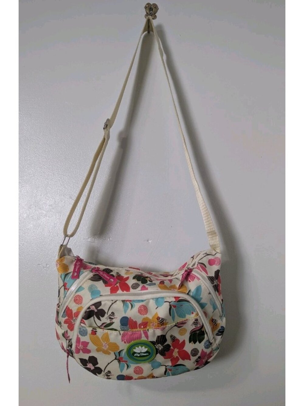 Lily Bloom Crossbody Bag Purse Handbag Pockets Floral Bees Adjustable Strap Read